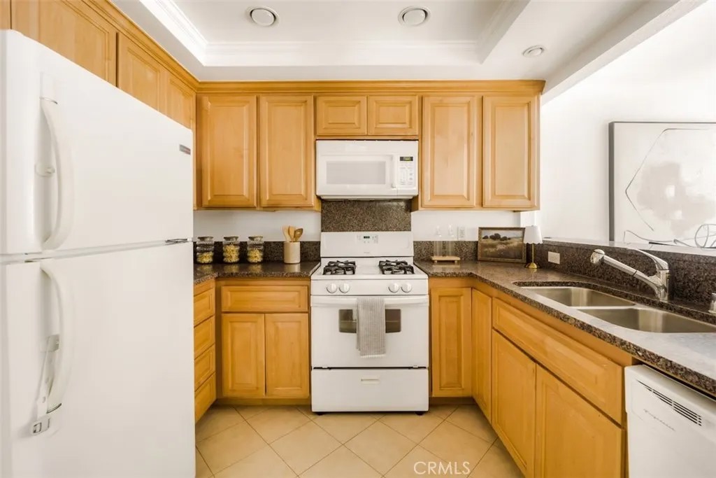 1426 Brett Place 5