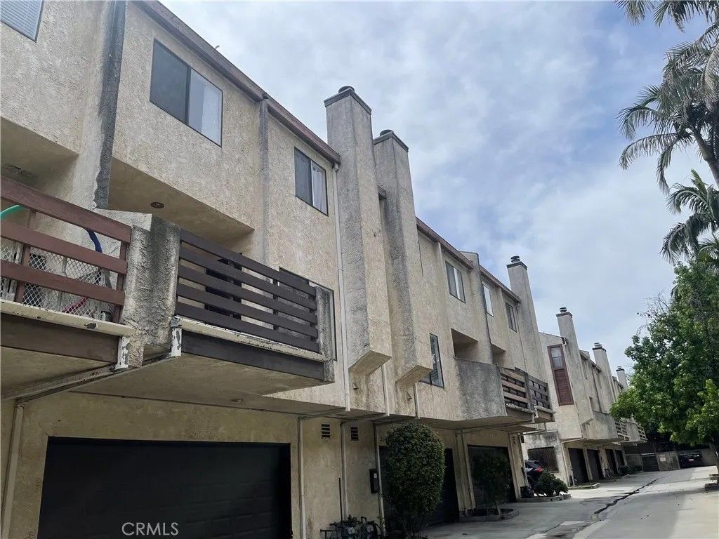 Photo of 511 Pomelo Avenue #C, Monterey Park, CA 91755 (MLS # WS26072191)