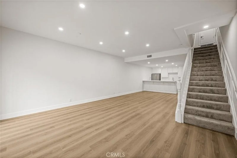 17200 Newhope