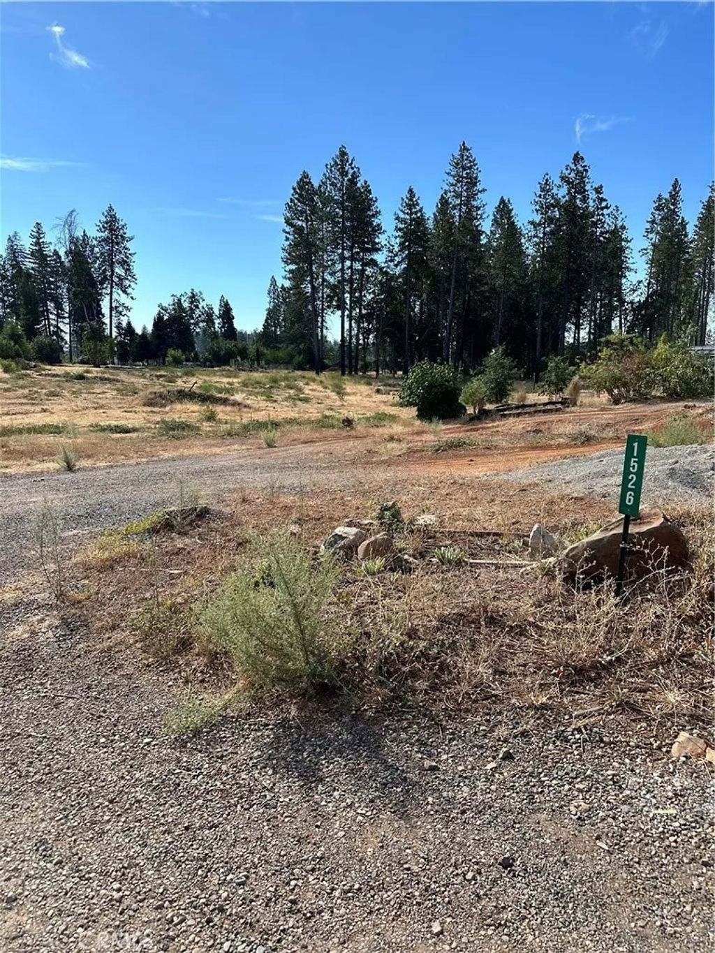 Photo of 1526 Warren Rd, Paradise, CA 95969 (MLS # PA25201175)
