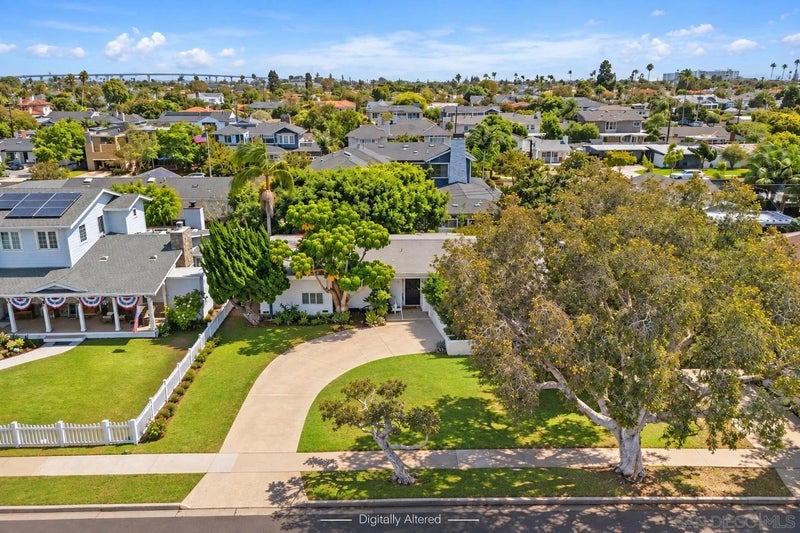 731 Coronado