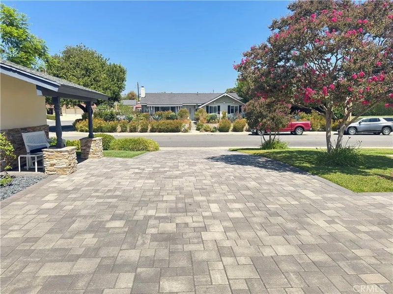 20944 Delphine Drive