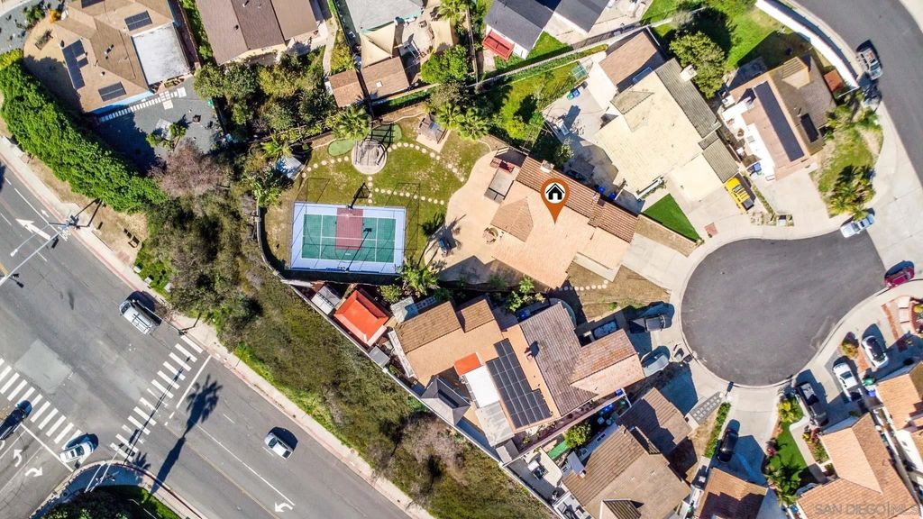 Photo of 810 Crosspoint Ct, San Diego, CA 92114 (MLS # 260004685)