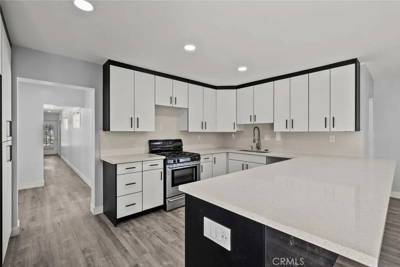 2321 W Avenue M4