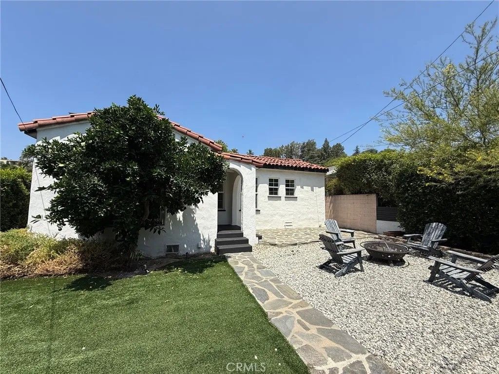 Photo of 2201 Avon, Los Angeles, CA 90026 (MLS # CV25278949)
