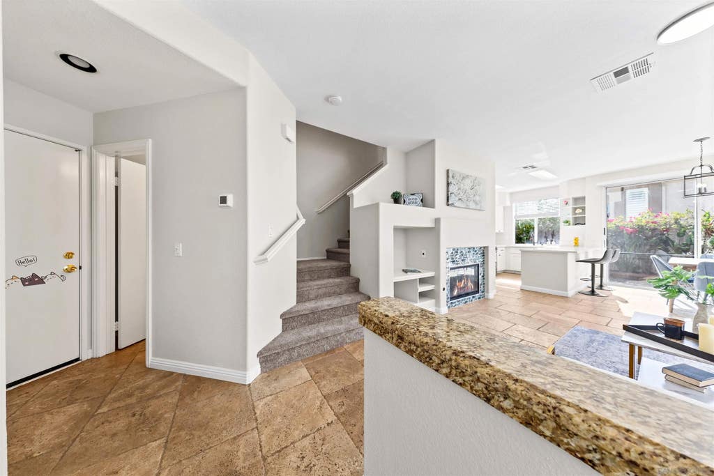 Photo of 11845 Spruce Run Dr, Unit B DR, San Diego, CA 92131 (MLS # 260017139)