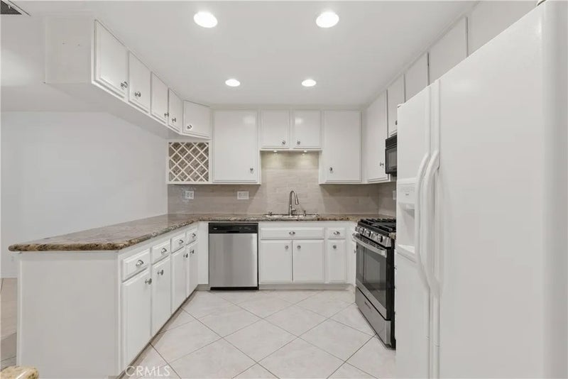 16939 Highfalls