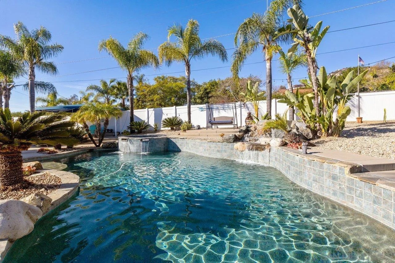 26025 Jack Rabbit Acres