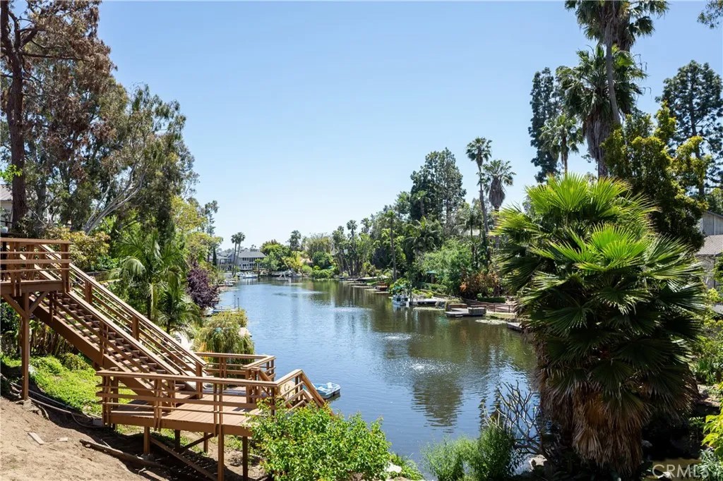 2315 Heather Lane