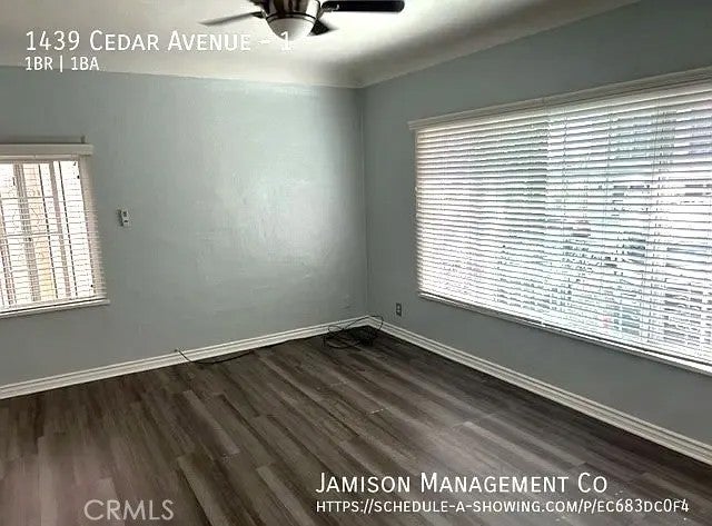 1439 Cedar