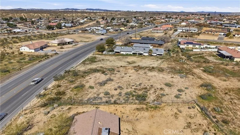 16423 Village
