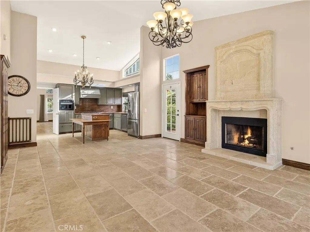 Photo of 27149 Highlands Ln, Valencia, CA 91354 (MLS # SR25267691)