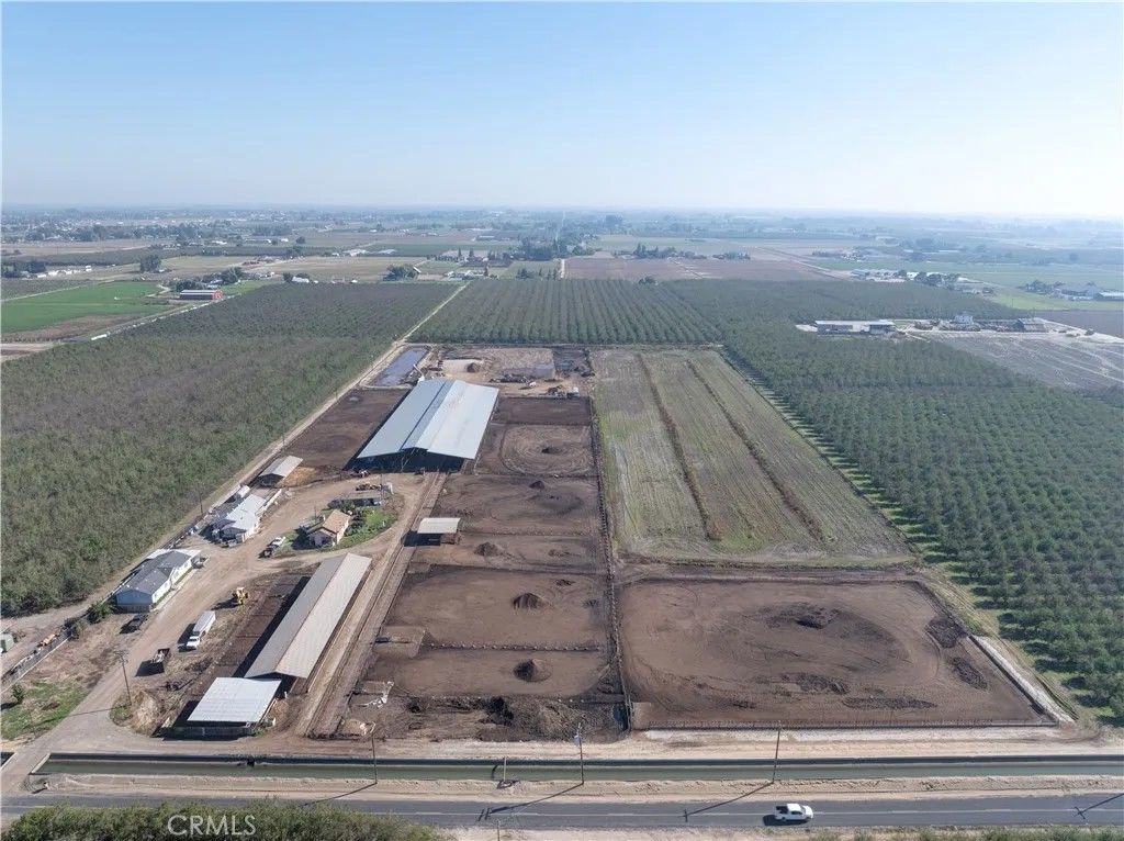 Photo of 3918 S Kilroy Rd, Turlock, CA 95380 (MLS # MC25253506)