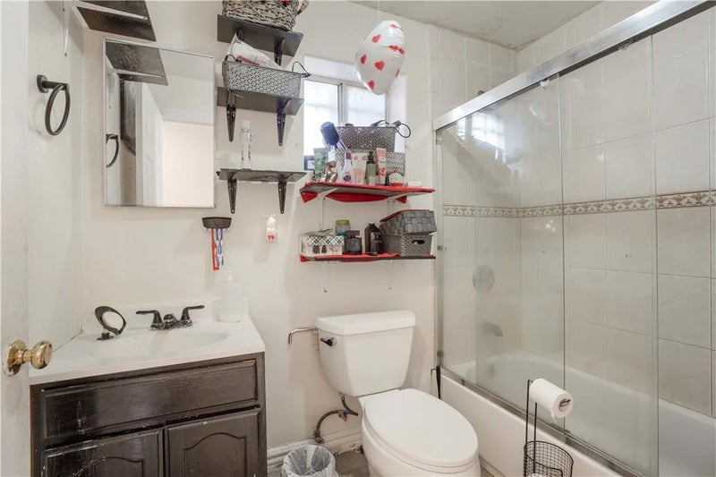 9207 S Central