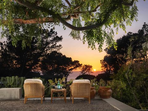 327 Pine Needles Dr Del Mar CA 92014