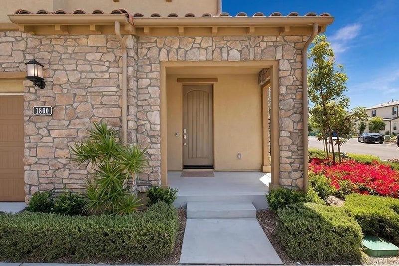 1860 Artemisia Court