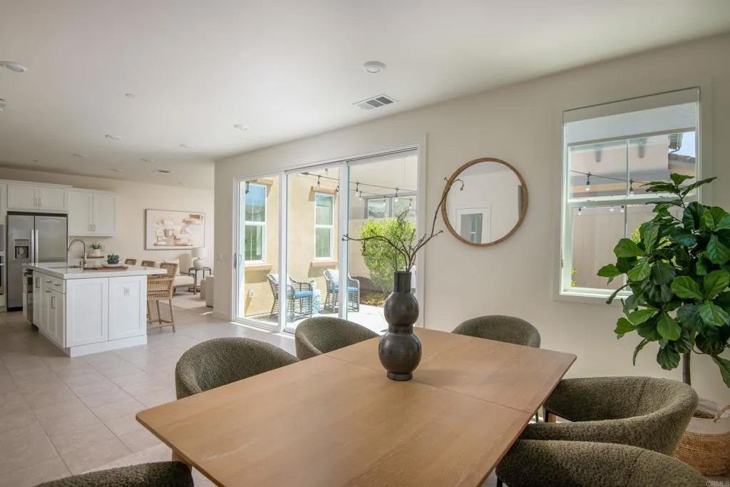 1860 Artemisia Court