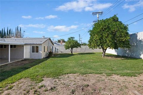 Tiny photo for 19233 Napa, Northridge, CA 91324 (MLS # SR25275070)