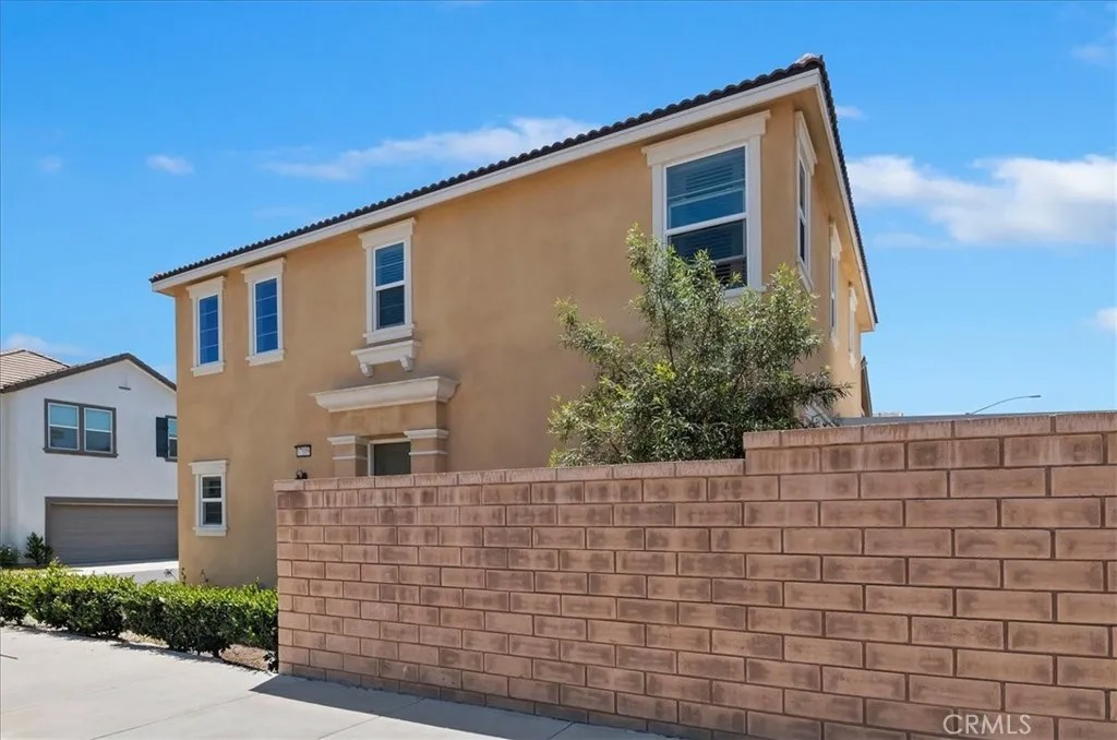 17109 Gray Pine Place