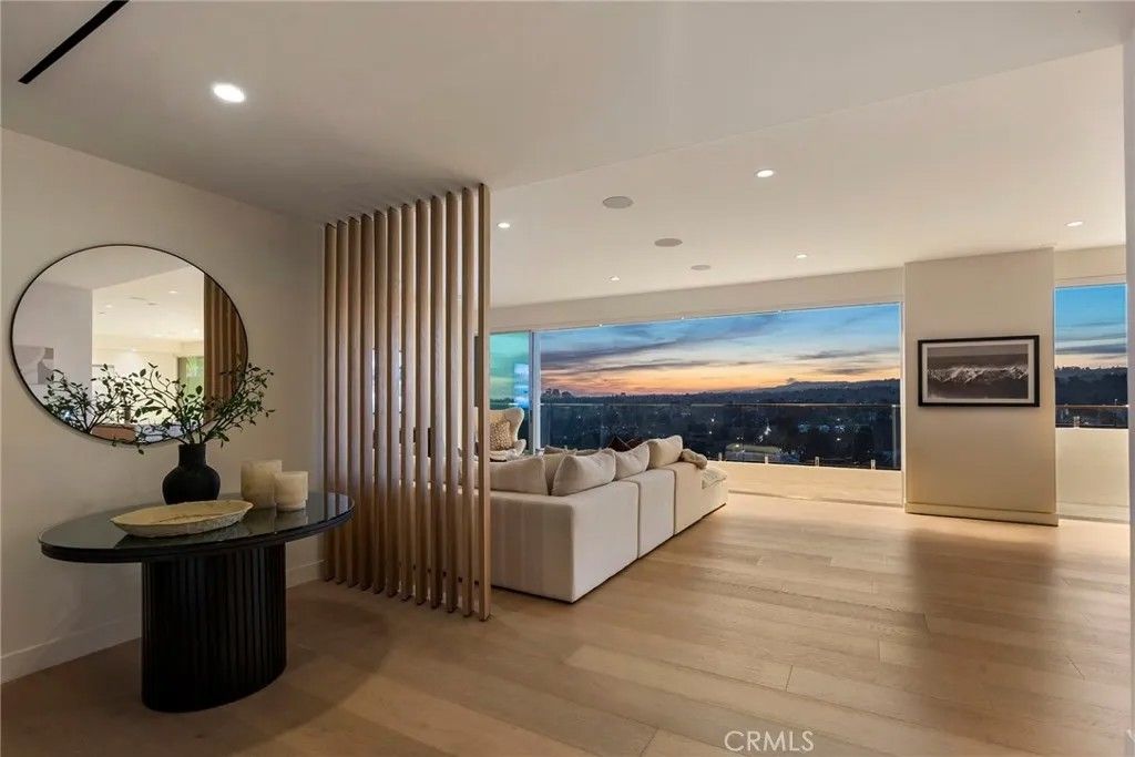 Photo of 838 N Doheny Drive #PH B, West Hollywood, CA 90069 (MLS # SR26075591)