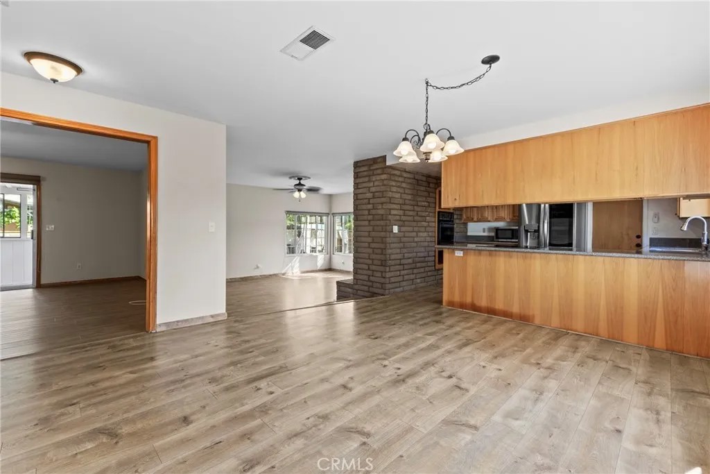 8609 Dunwoodie Road