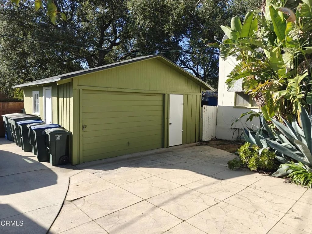 1501 N El Molino Avenue