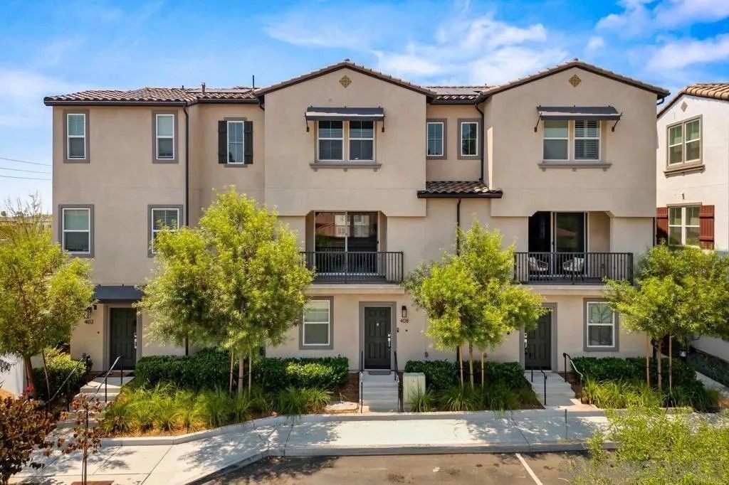 Photo of 408 Carina Gln, Escondido, CA 92025 (MLS # 260003306)