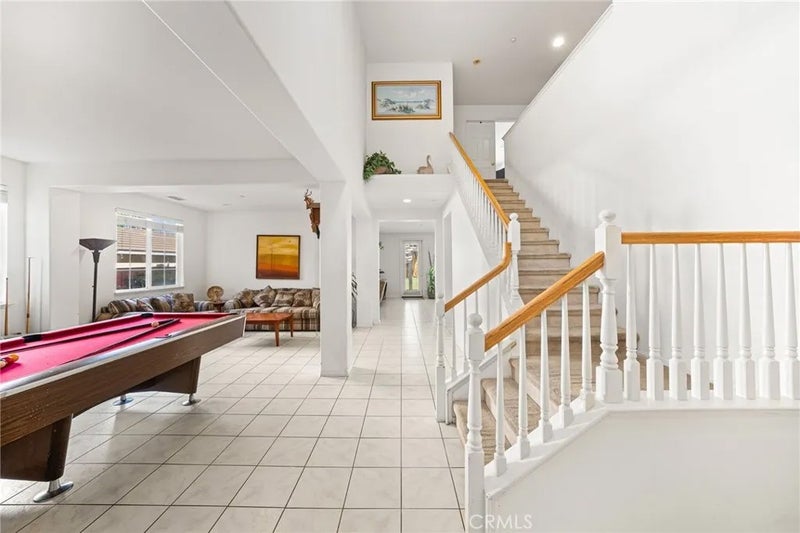 1591 Valley Falls