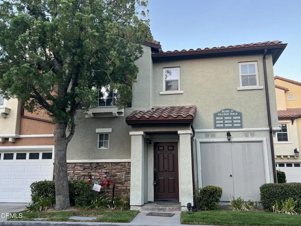28258 Canterbury Court