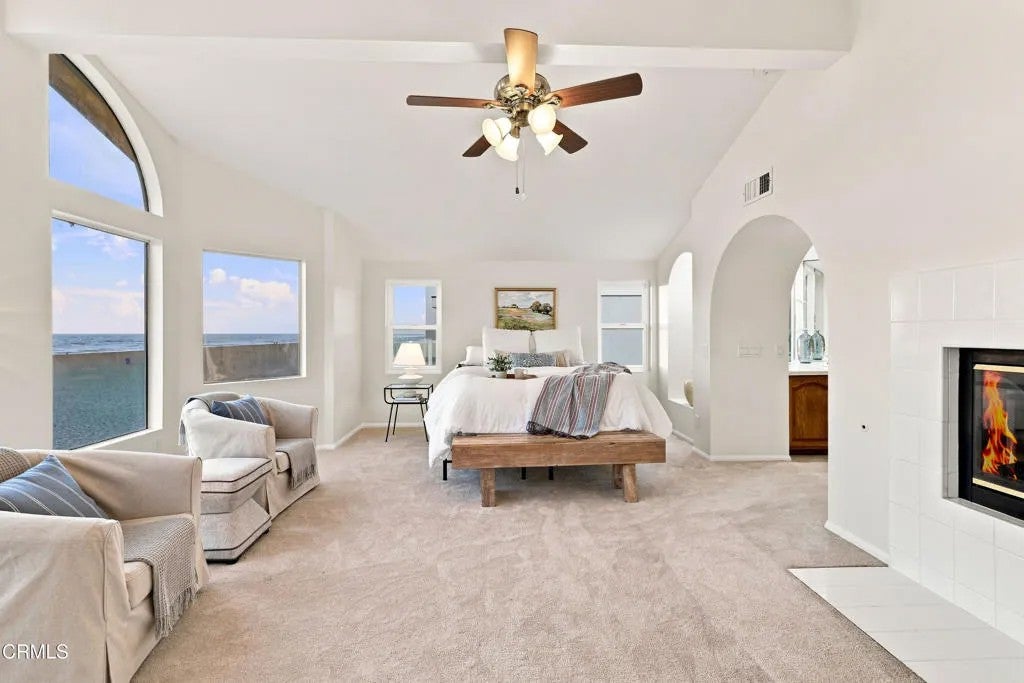 3933 Ocean Drive