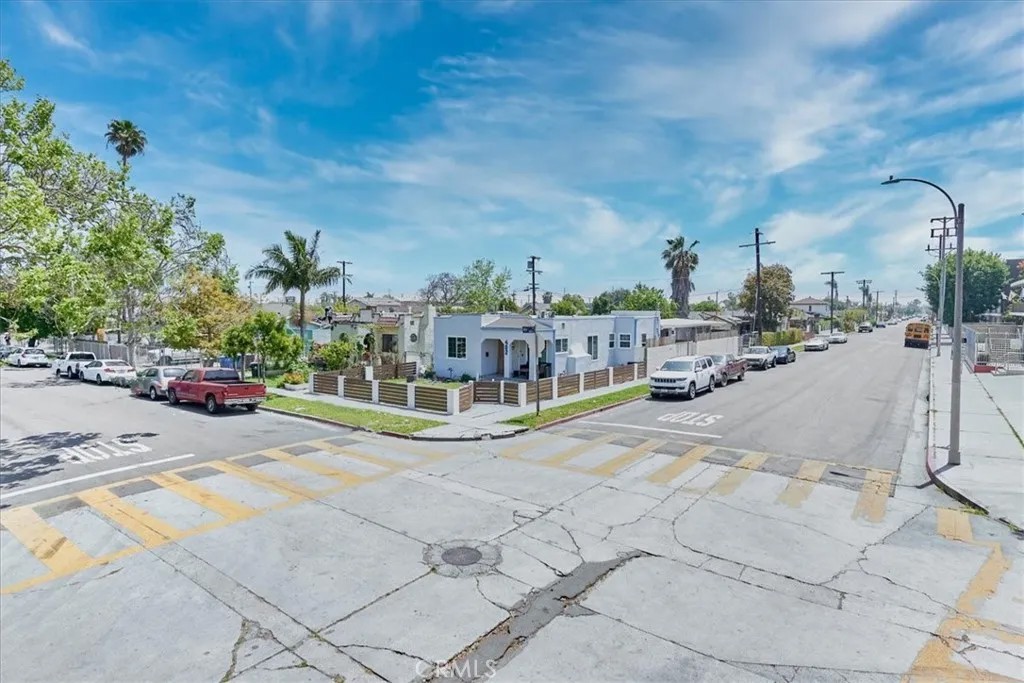 402 E 93rd Street