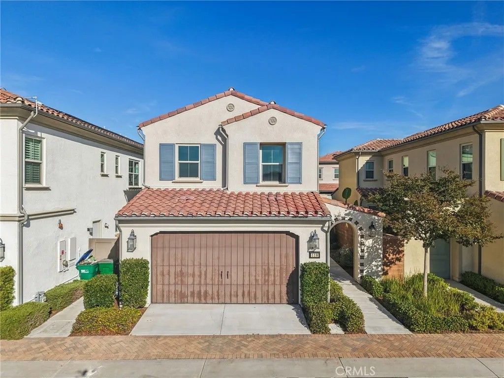 Photo of 110 Globe, Irvine, CA 92618 (MLS # OC25266186)