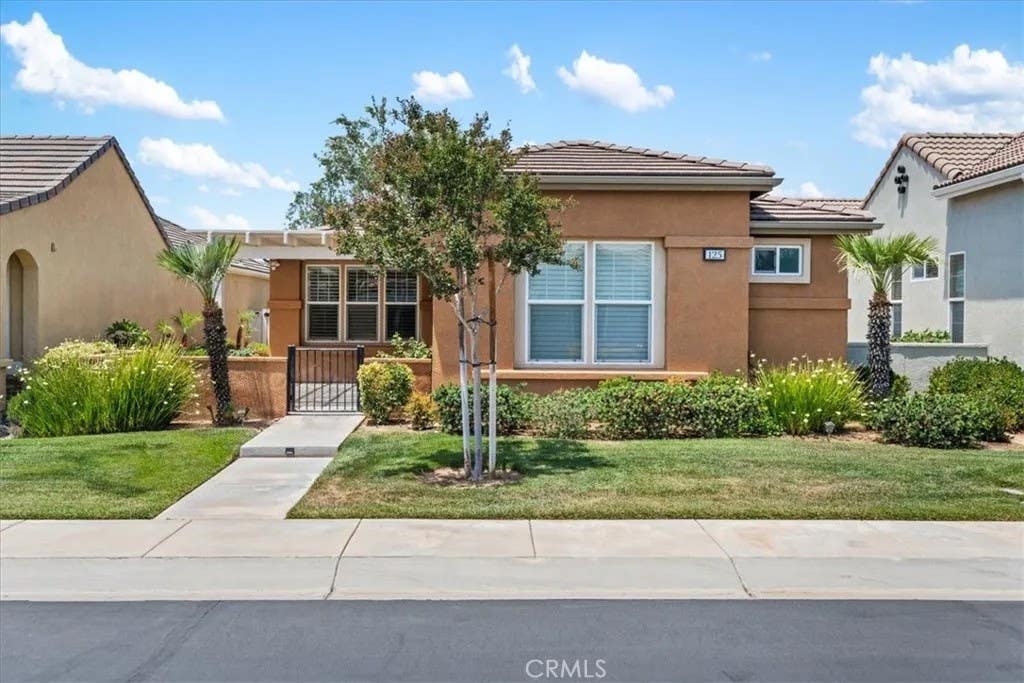 Photo of 125 Thistle CRK, Beaumont, CA 92223 (MLS # DW26123824)
