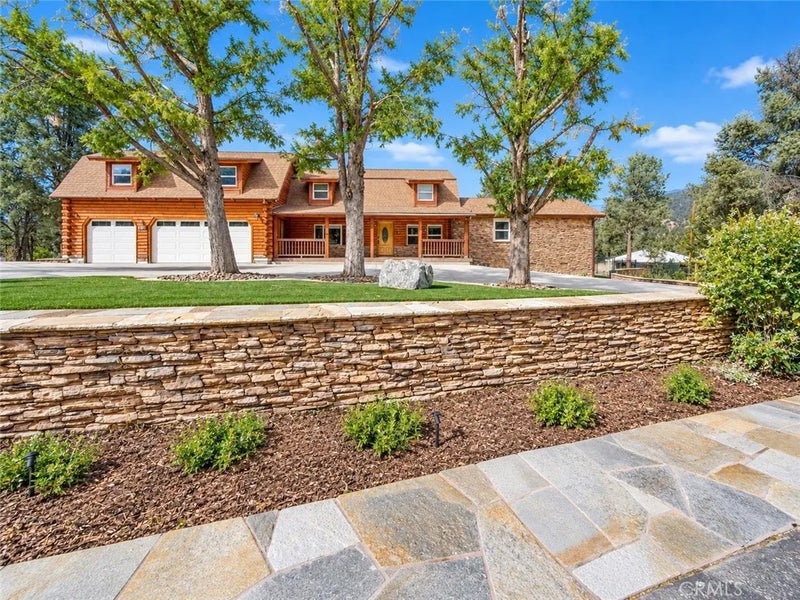 1128 Snowbird Drive