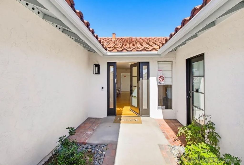 Photo of 483 Quince St, Chula Vista, CA 91911 (MLS # 260002415)