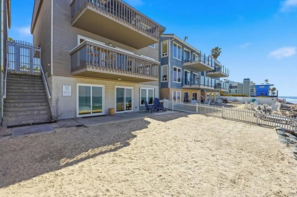 Photo of 1129 S Pacific Street #A, Oceanside, CA 92054 (MLS # NDP2604072)