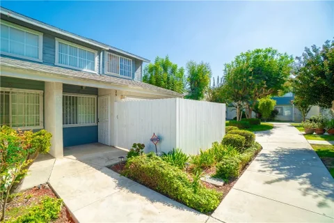 810 W Compton Blvd Unit 29, Compton, CA 90220 - #: PW26217996