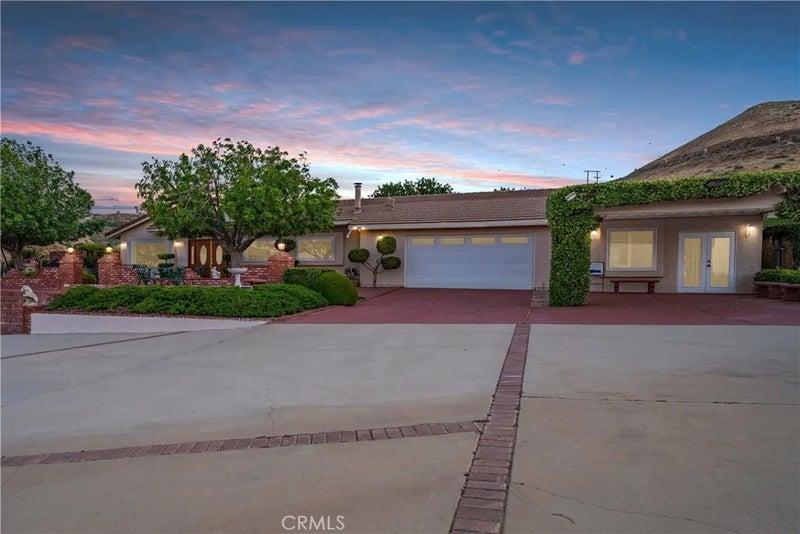 5801 Hacienda Ranch