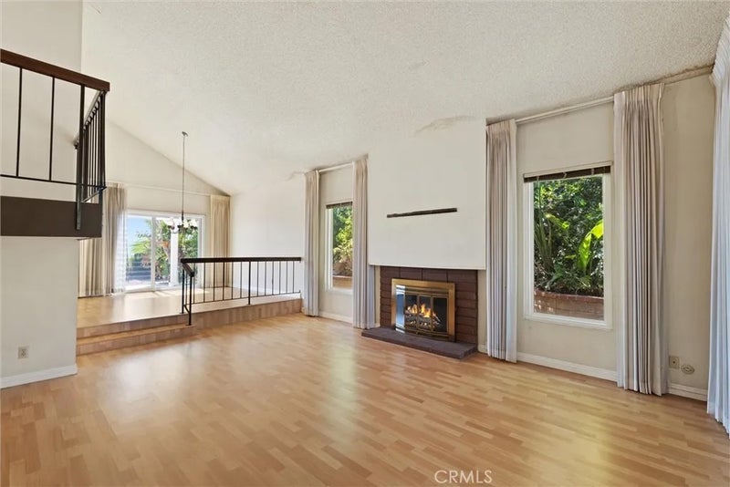 909 Lexington