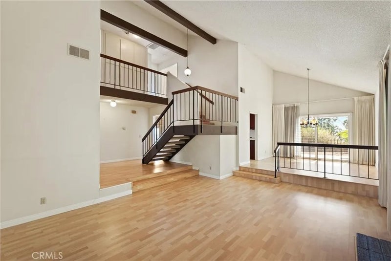 909 Lexington