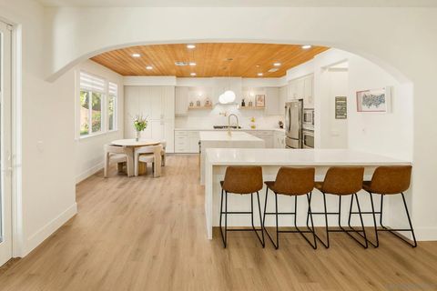 10528 Pinion Trl Escondido CA 92026