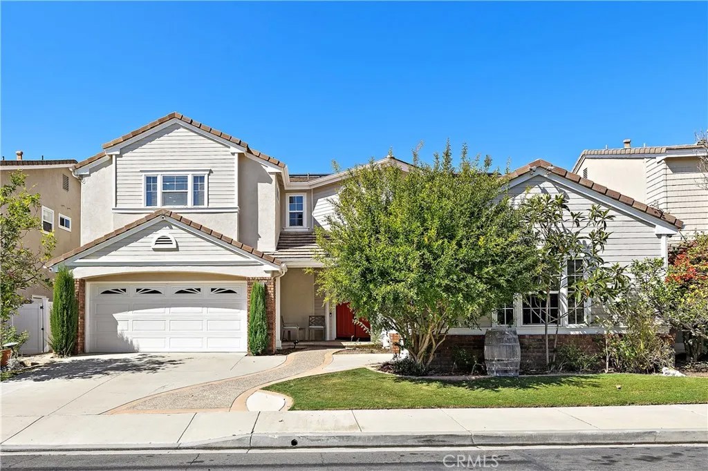 2438 Calle Aquamarina