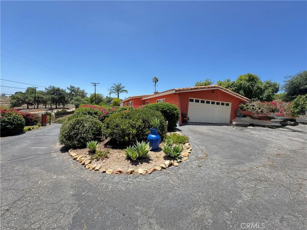 9040 W Lilac Road