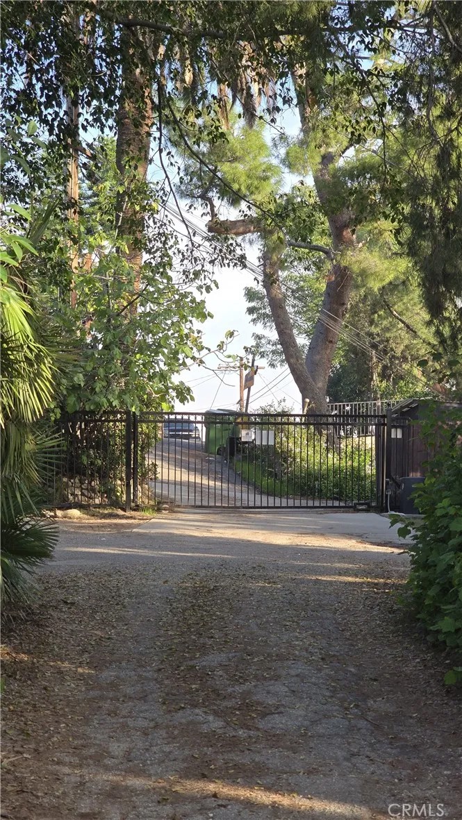 4739 Huntington Drive North
