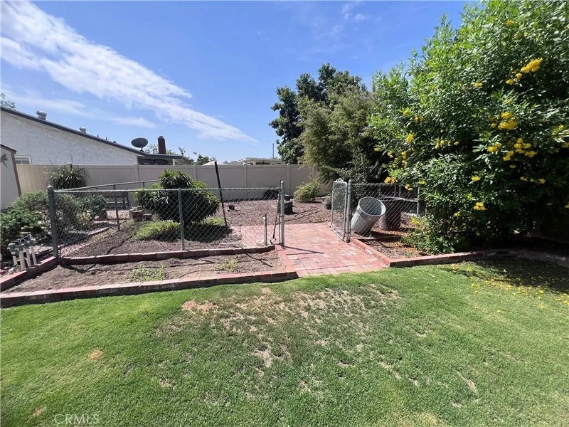 2620 S Plum Pl