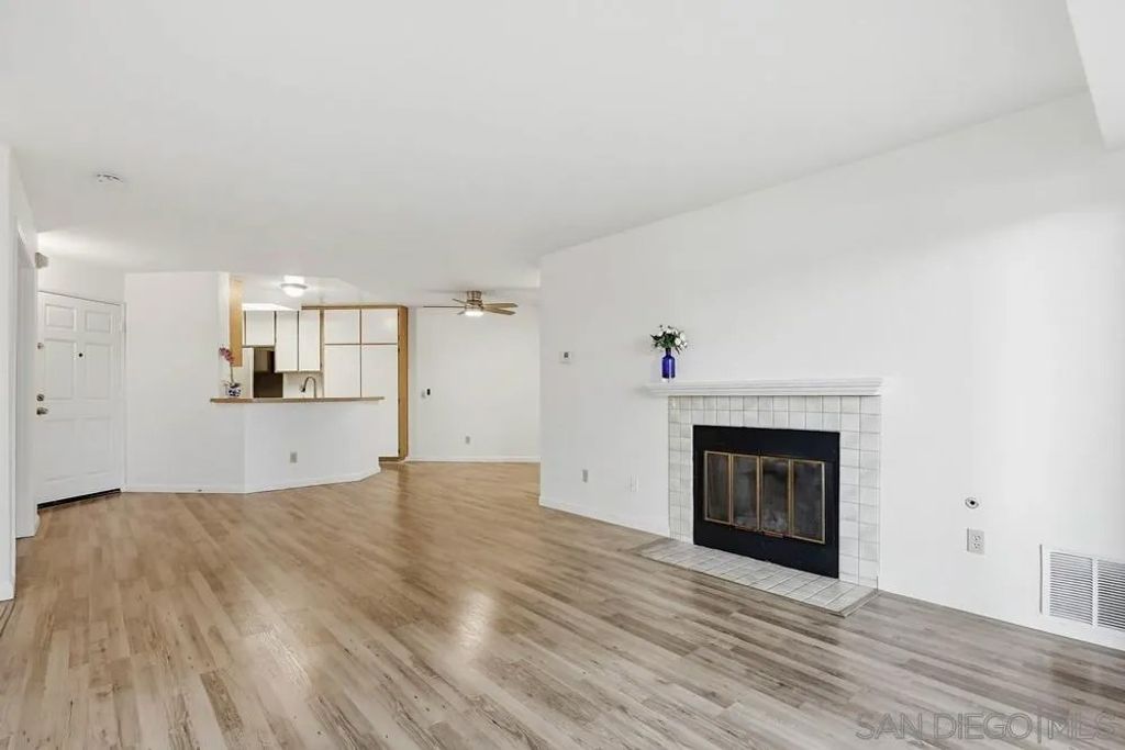 Photo of 7163 Camino DeGrazia #112, San Diego, CA 92111 (MLS # 260001911)