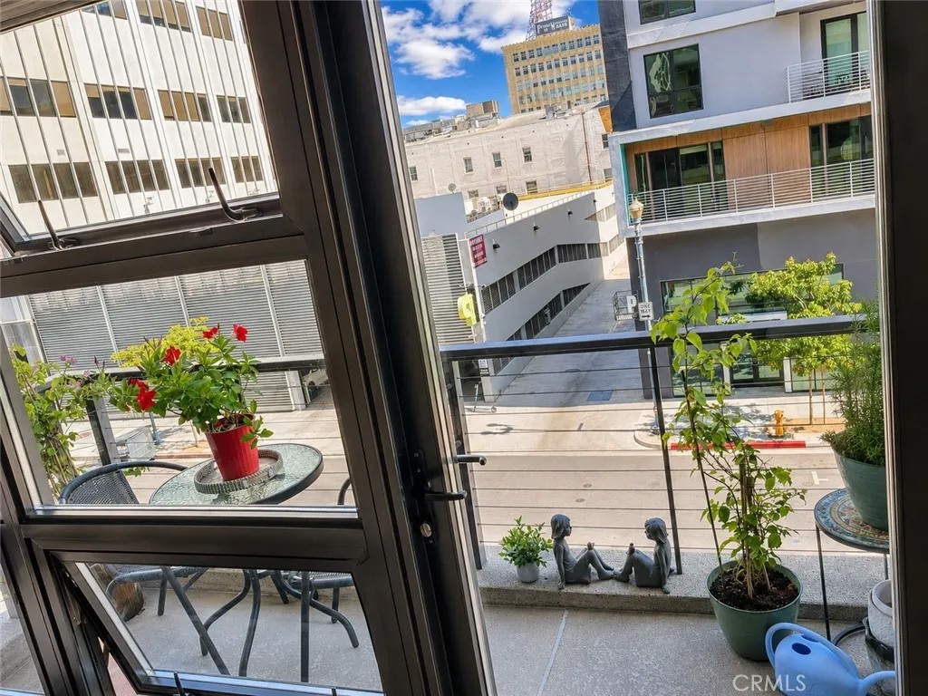 133 The Promenade North 334