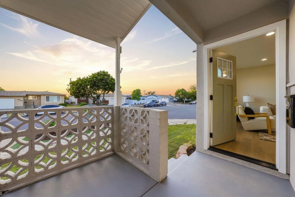 Photo of 3691 Ashford St, San Diego, CA 92111 (MLS # 260010229)