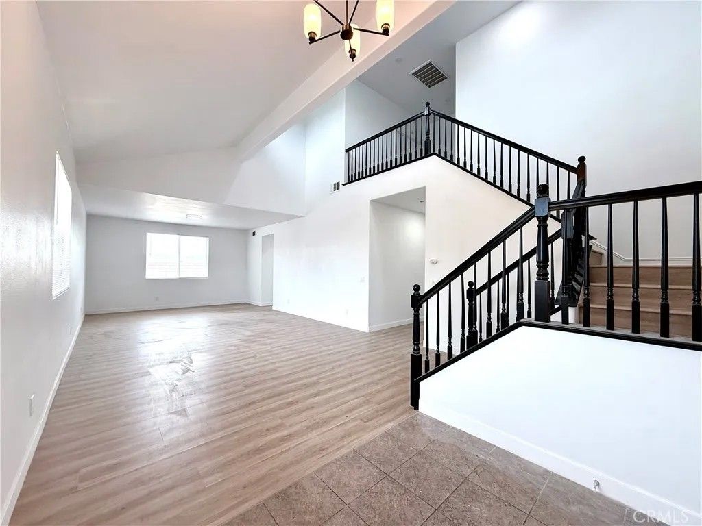 Photo of 692 Apache Street, San Jacinto, CA 92582 (MLS # WS25217968)