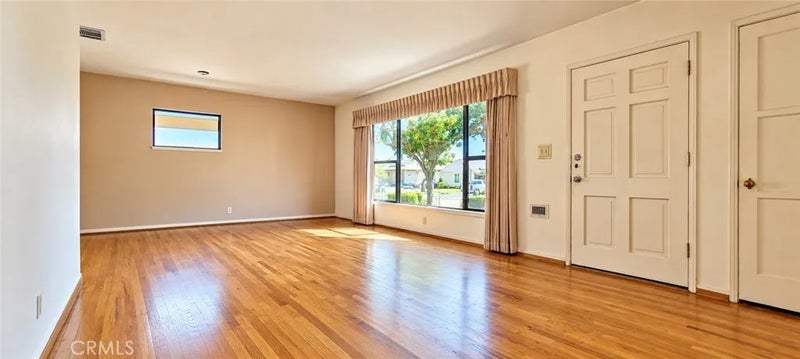 2637 Stranahan